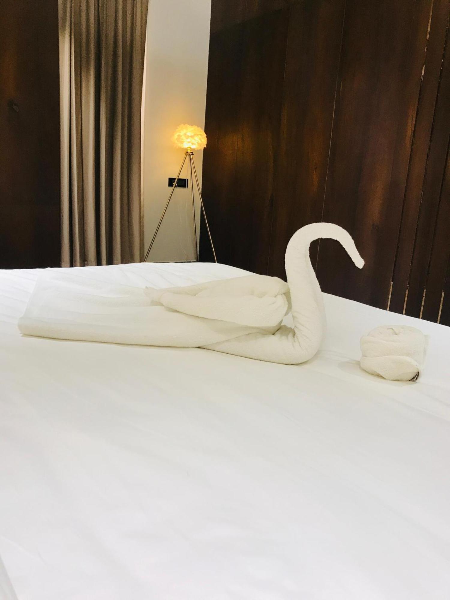Hotel Midas Inn Mathura Dış mekan fotoğraf