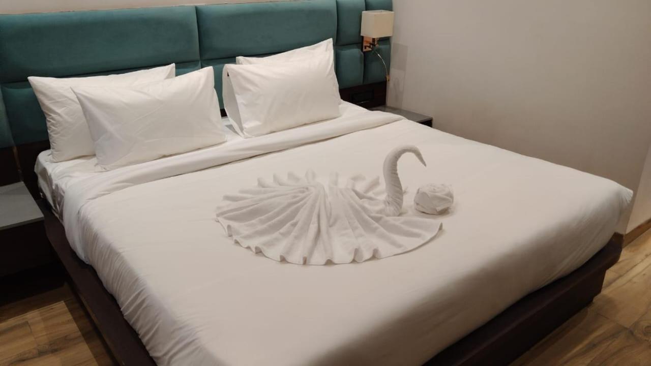 Hotel Midas Inn Mathura Dış mekan fotoğraf