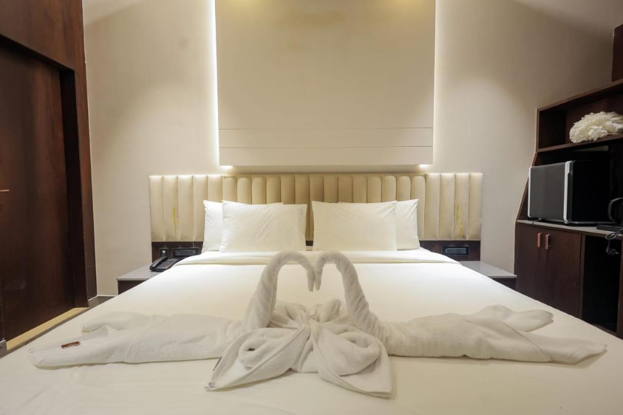 Hotel Midas Inn Mathura Dış mekan fotoğraf