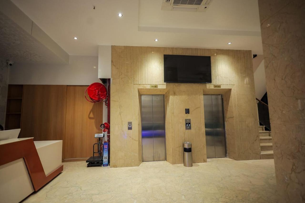 Hotel Midas Inn Mathura Dış mekan fotoğraf