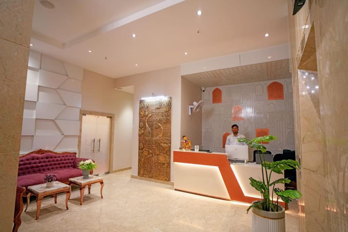 Hotel Midas Inn Mathura Dış mekan fotoğraf
